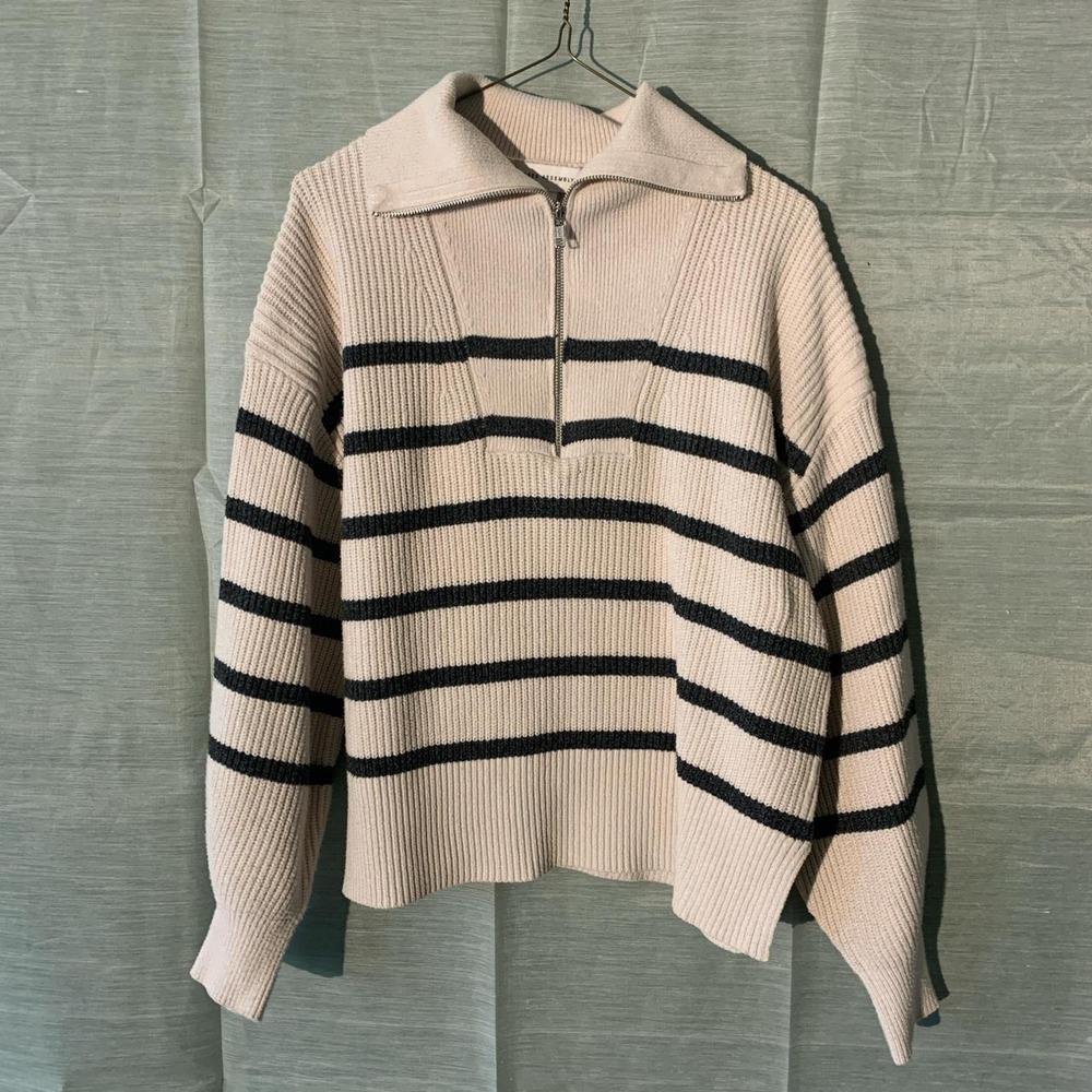 Free Assembly Mens Large Cream Navy Blue Striped Quarter Zip Sweater FAWSW00372